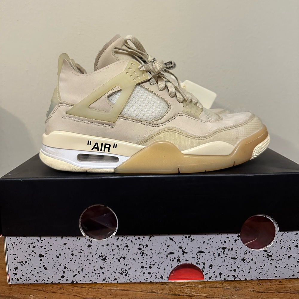 Off White Jordan 4